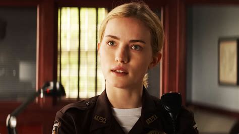 reacher naked scenes|Willa Fitzgerald Nude – Reacher (9 Pics + Videos)